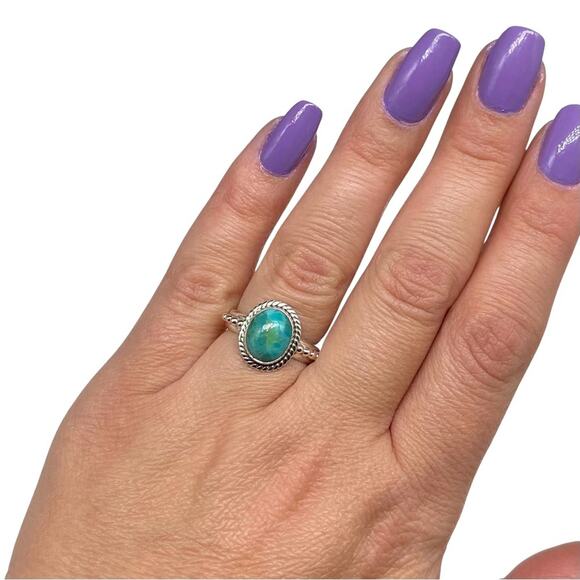 Kingman Turquoise Ring Size 6 Solid 925 Sterling Silver Boho Western Oval Stone - Picture 2 of 5